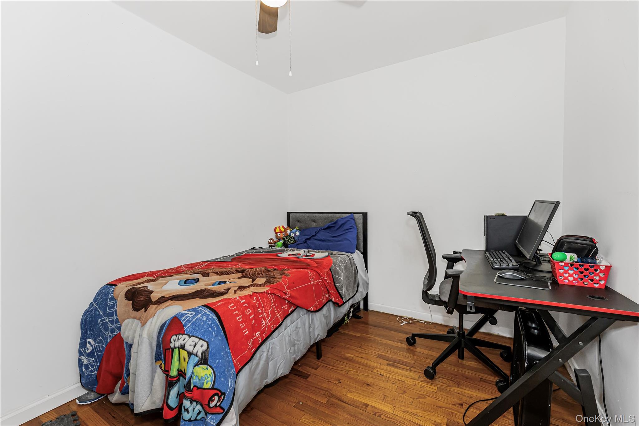 #8 photo, 426 Calhoun Avenue, Bronx , NY 10465