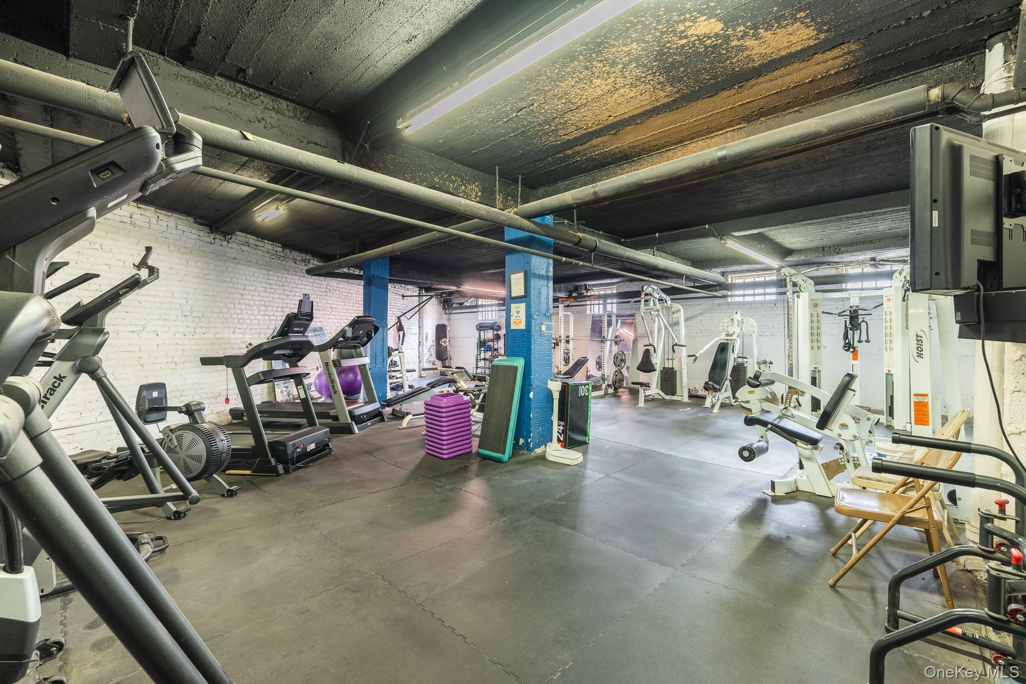 #20 photo, 2190 Boston Road, ブロンクス区 Bronx , NY 10462