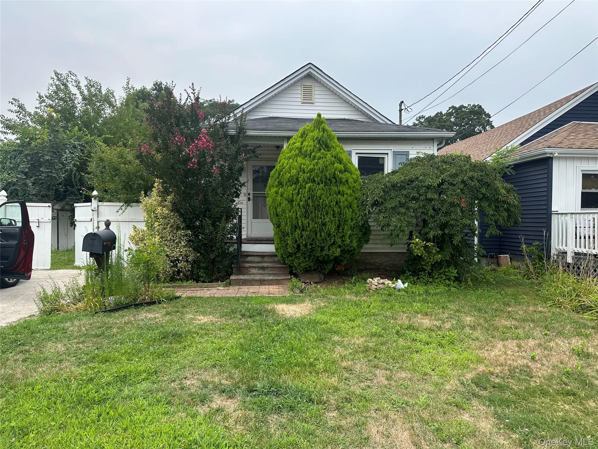 #1 photo, 1060 Webber Avenue, South Hempstead , NY 11550