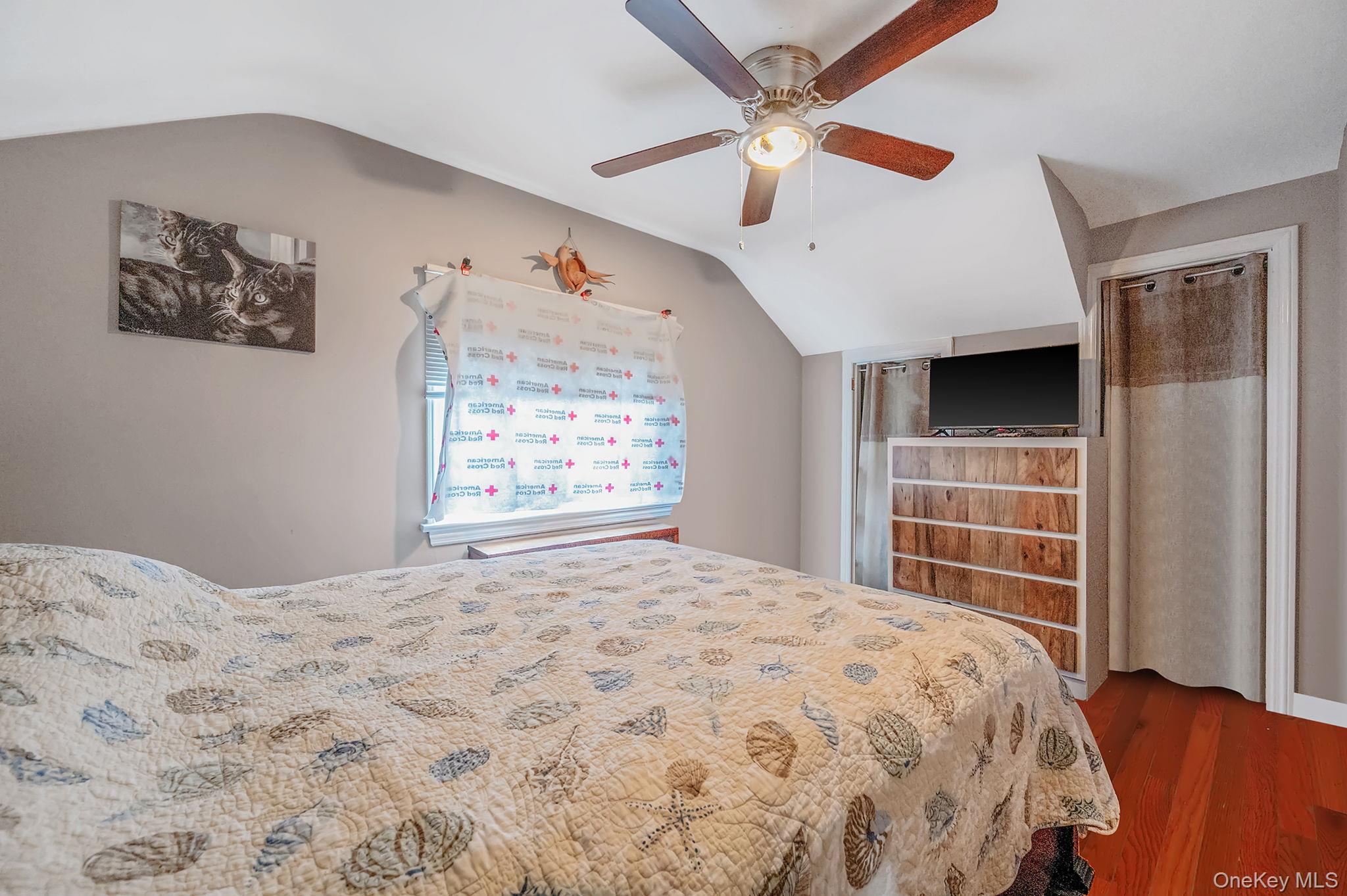 #7 photo, 557 Newbridge Road, ナッソー郡 East Meadow , NY 11554