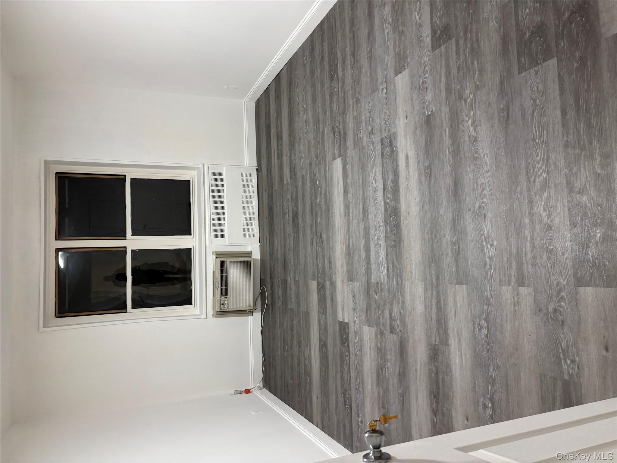 #6 photo, 20 Wendell Street, Hempstead , NY 11550