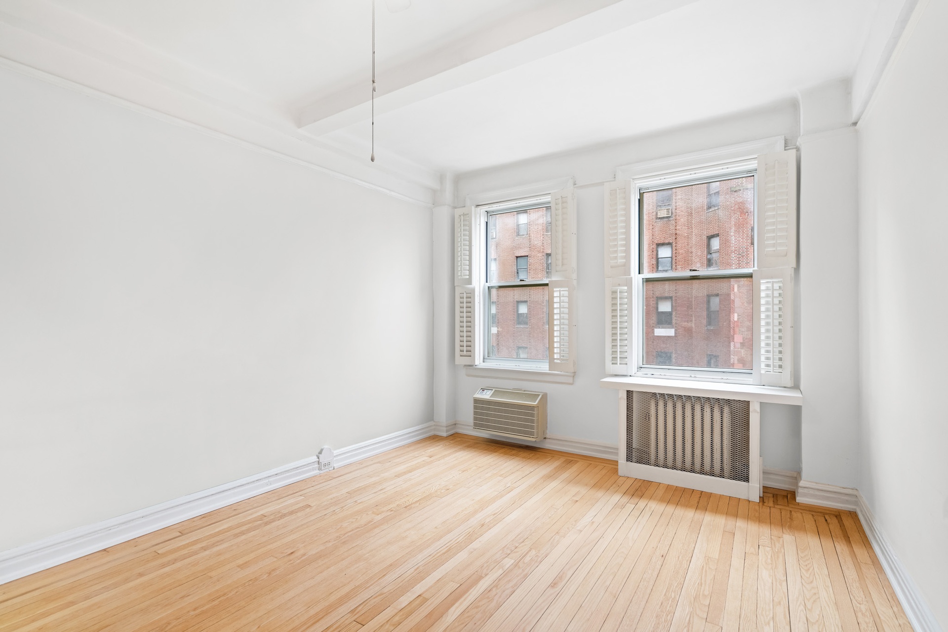 #20 photo, 345 W 55th Street, マンハッタン Clinton , NY 10019