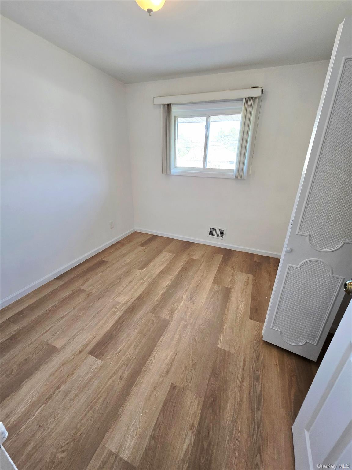 #10 photo, 118 Wright Avenue, サフォーク郡 Deer Park , NY 11729