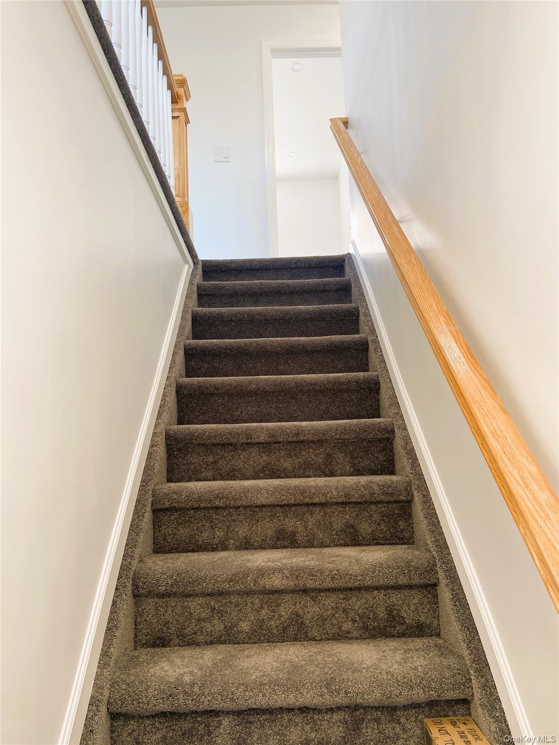 #1 photo, 473 Franklin Boulevard, ナッソー郡 Long Beach , NY 11561