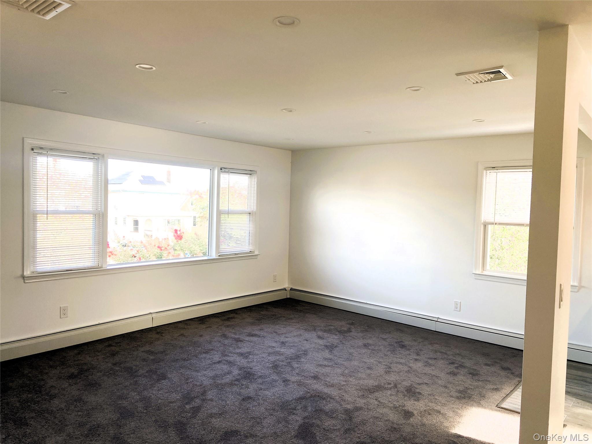 #2 photo, 473 Franklin Boulevard, ナッソー郡 Long Beach , NY 11561