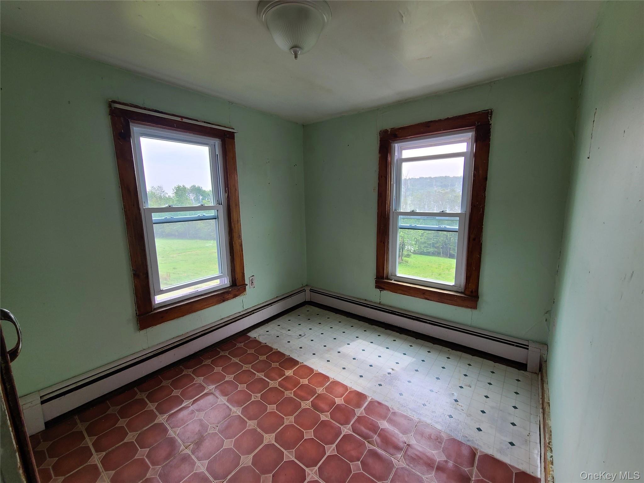 #18 photo, 299-301 Stump Pond Road, Livingston Manor , NY 12758