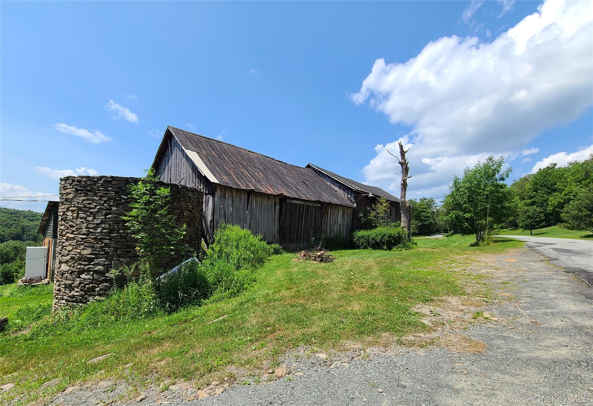 #6 photo, 299-301 Stump Pond Road, Livingston Manor , NY 12758