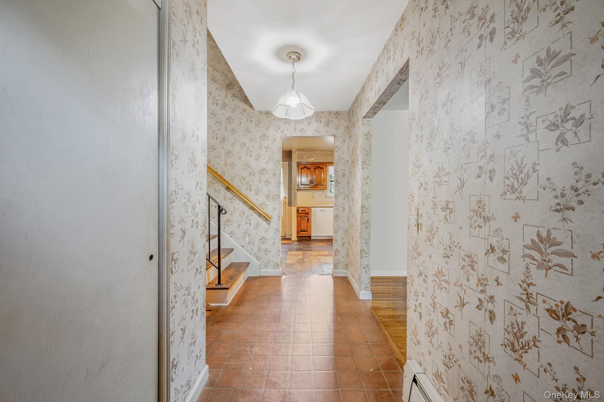 #3 photo, 11 Easterly Road, Hampton Bays , NY 11946