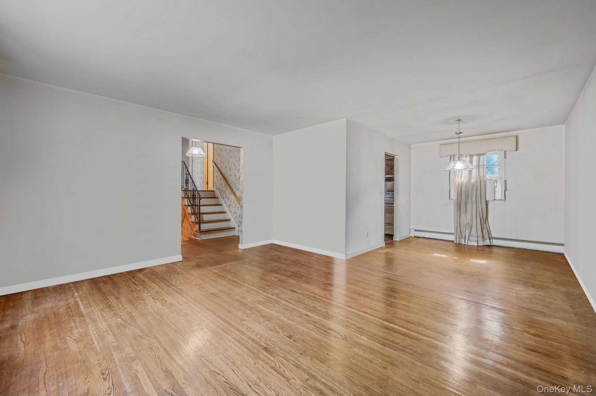 #6 photo, 11 Easterly Road, Hampton Bays , NY 11946