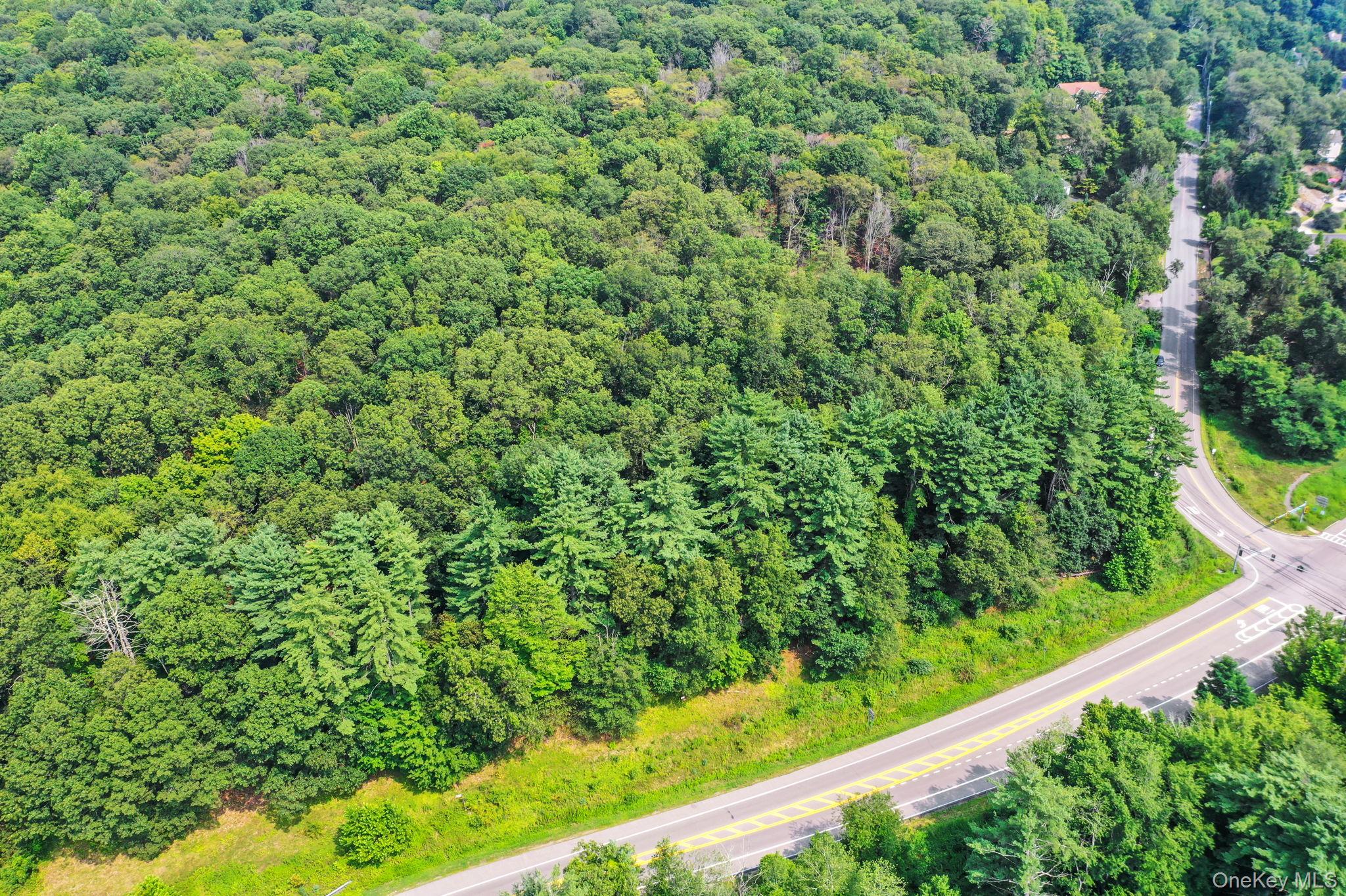 #5 photo, 2657 Stony Street, Mohegan Lake , NY 10547