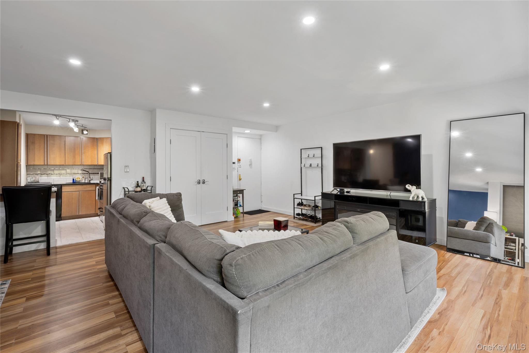 #1 photo, 16705 12th Avenue, Beechhurst , NY 11357