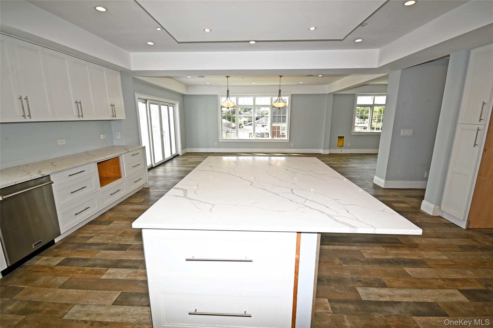 #19 photo, 7 East Boulevard, ナッソー郡 East Rockaway , NY 11518