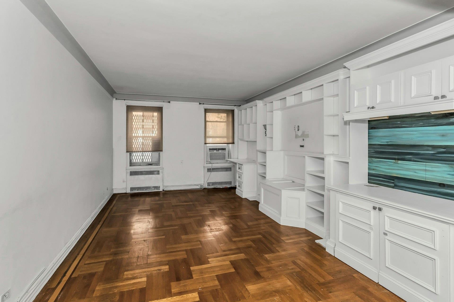 #7 photo, 111-39 76TH Road, クイーンズ区 Forest Hills , NY 11375