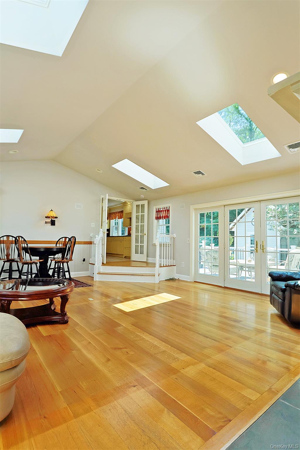 #14 photo, 82 Thornhill Drive, Pleasant Valley , NY 12569