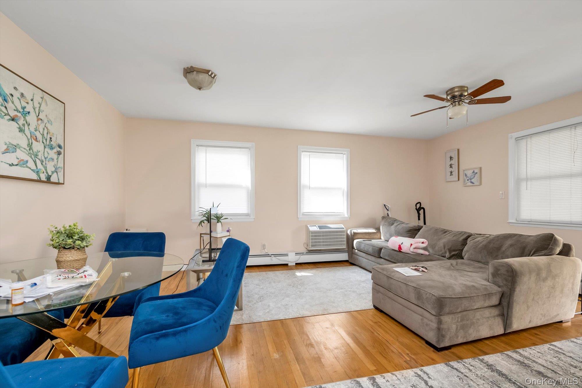 #14 photo, 6126 164 St, クイーンズ区 Fresh Meadows , NY 11365