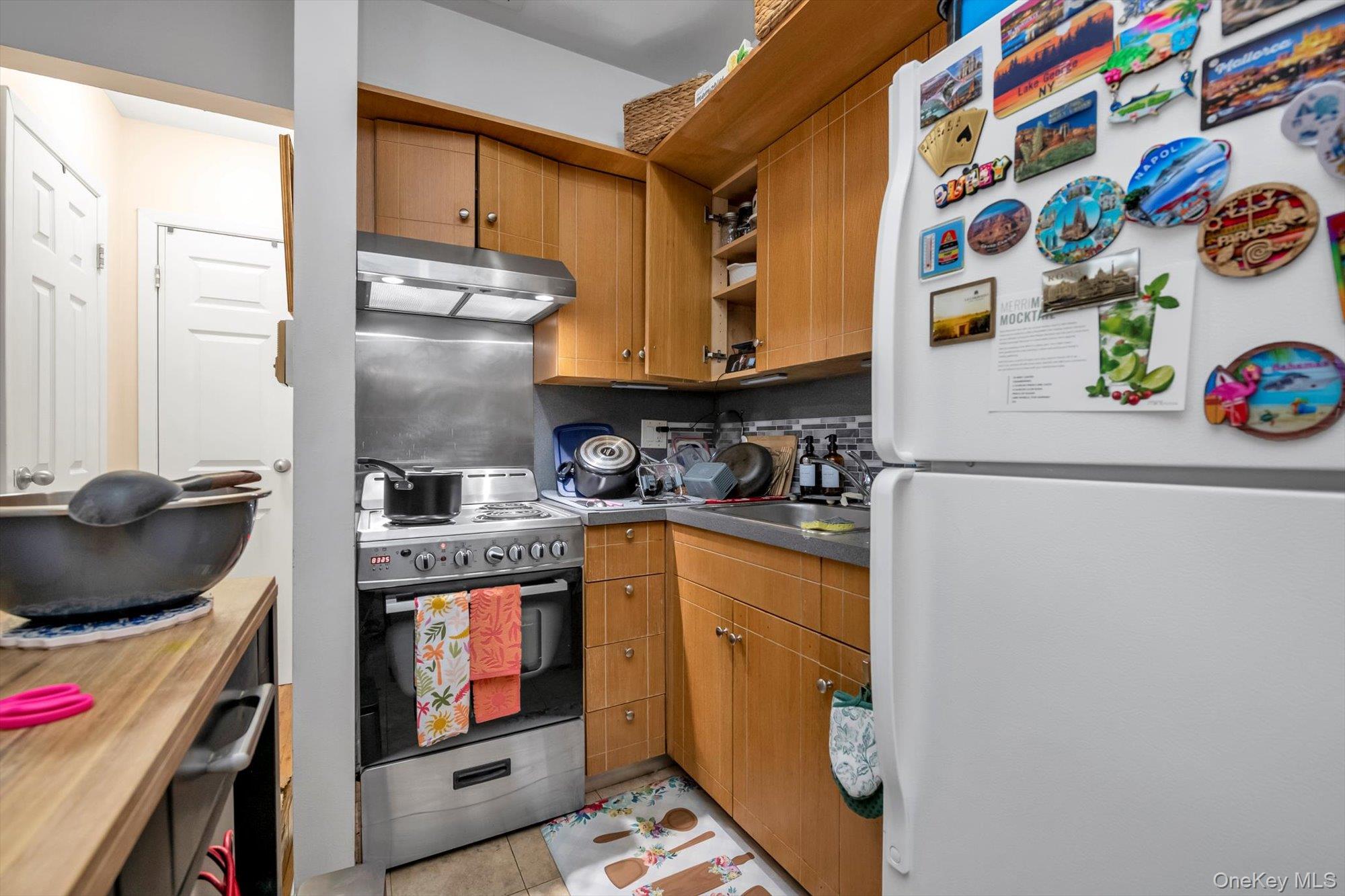 #6 photo, 6126 164 St, クイーンズ区 Fresh Meadows , NY 11365