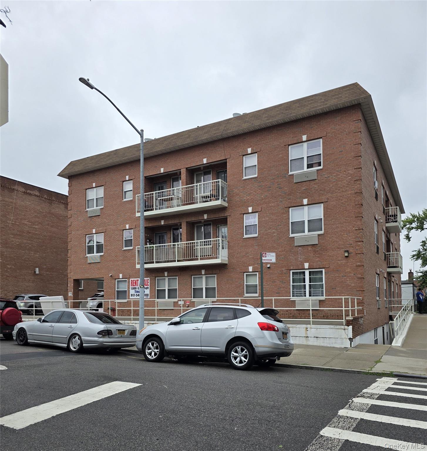 #5 photo, 3641 169th Street, クイーンズ区 Flushing , NY 11358