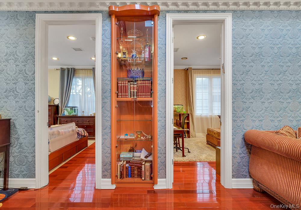 #17 photo, 17624 Kildare Road, クイーンズ区 Jamaica Estates , NY 11432