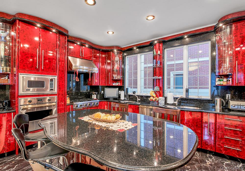 #6 photo, 17624 Kildare Road, クイーンズ区 Jamaica Estates , NY 11432