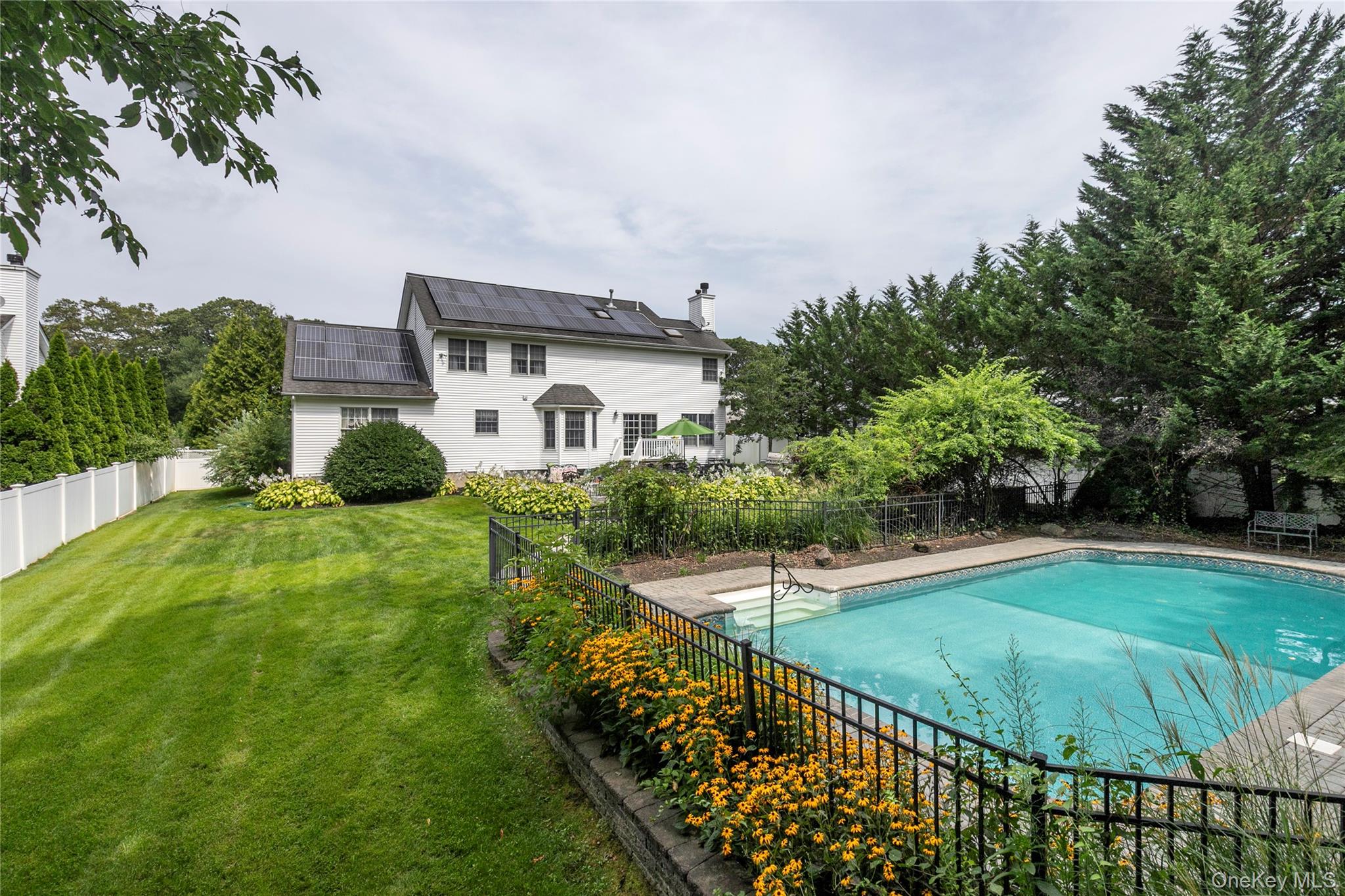 #11 photo, 6 Rolling Wood Court, サフォーク郡 Hauppauge , NY 11788