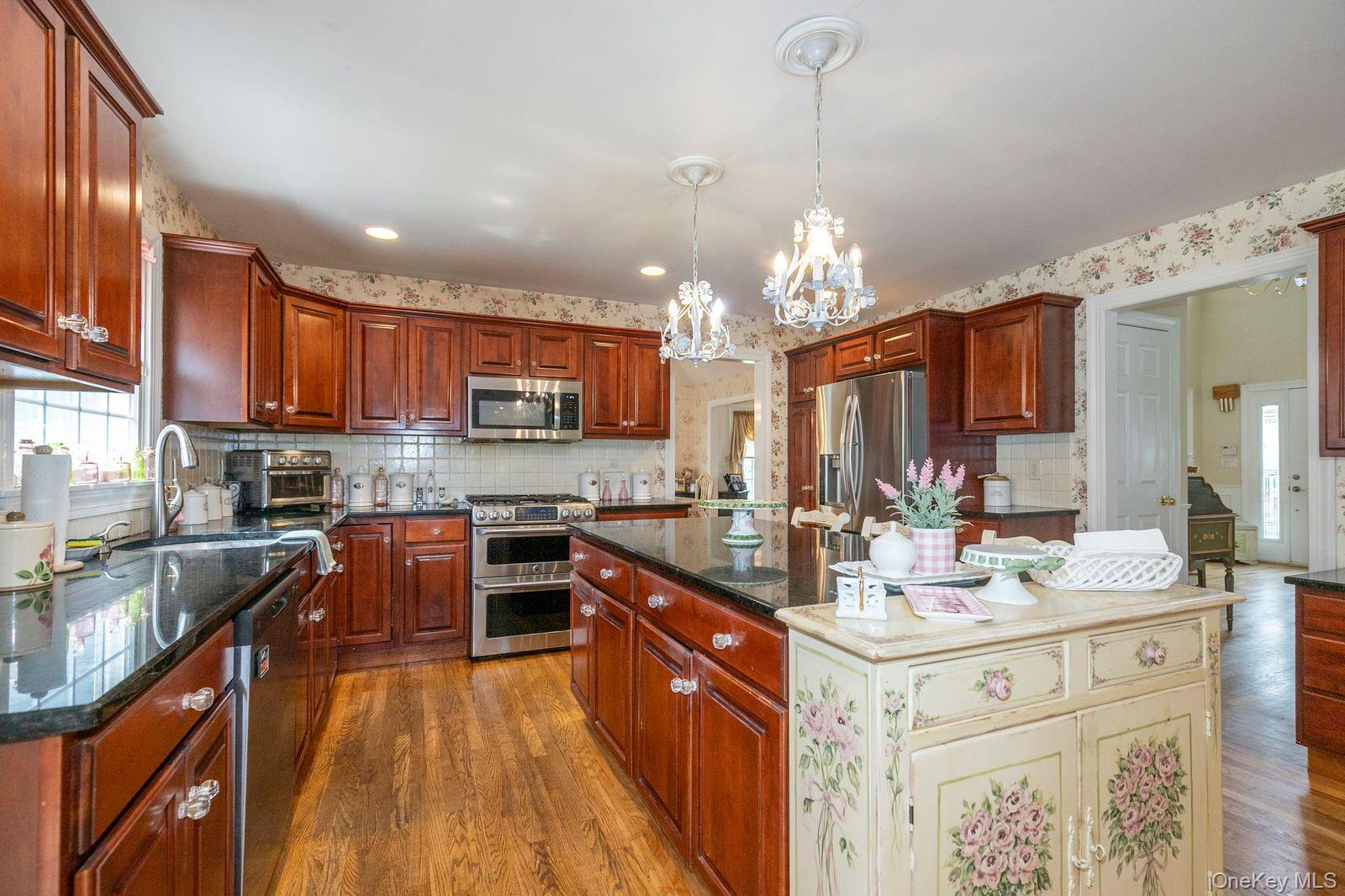 #16 photo, 6 Rolling Wood Court, サフォーク郡 Hauppauge , NY 11788