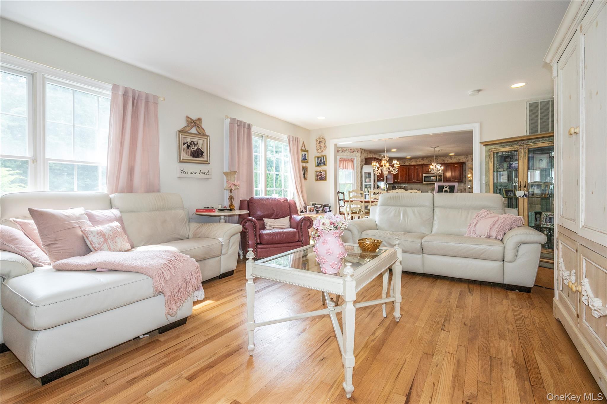 #20 photo, 6 Rolling Wood Court, サフォーク郡 Hauppauge , NY 11788