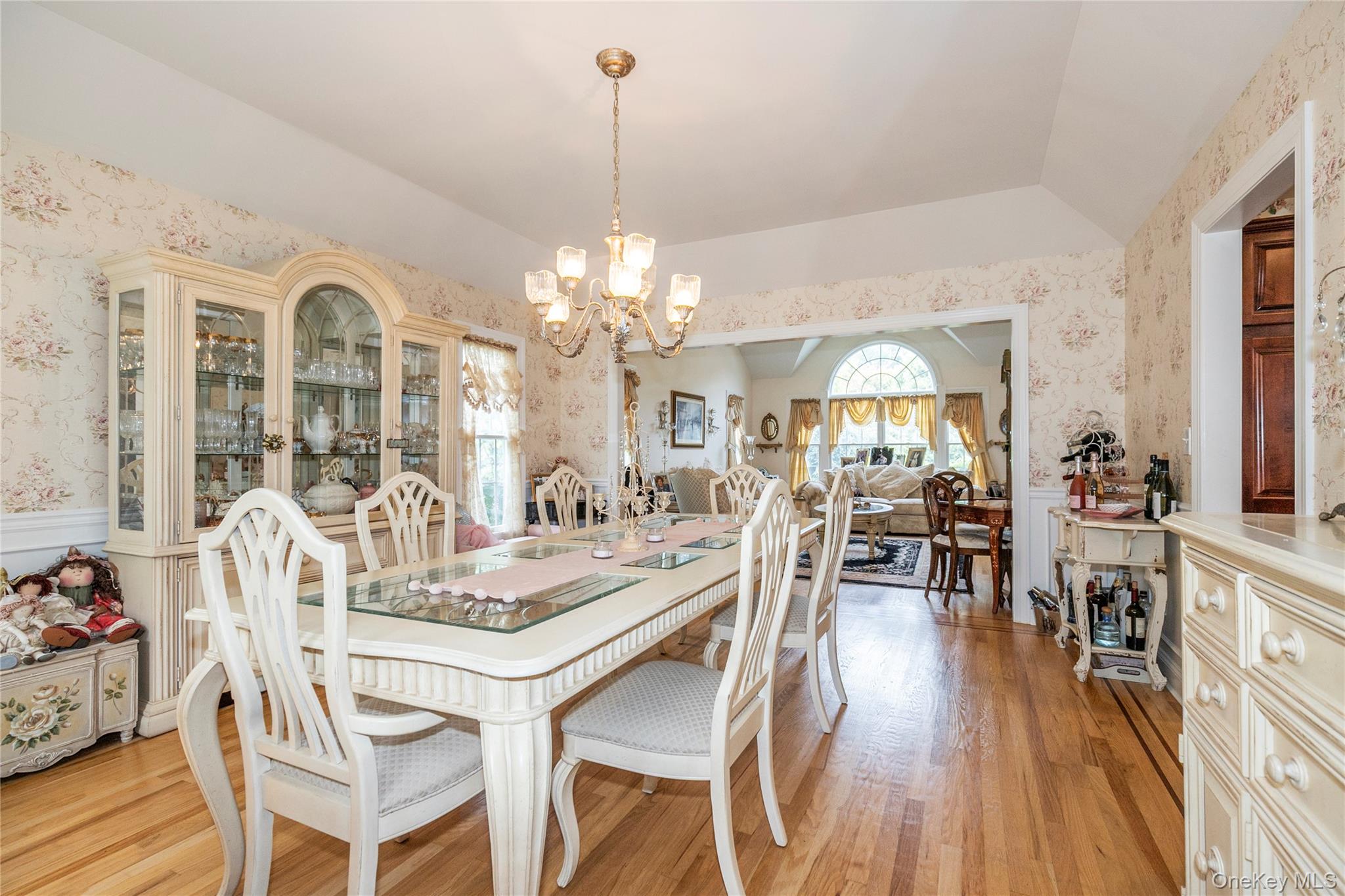 #7 photo, 6 Rolling Wood Court, サフォーク郡 Hauppauge , NY 11788