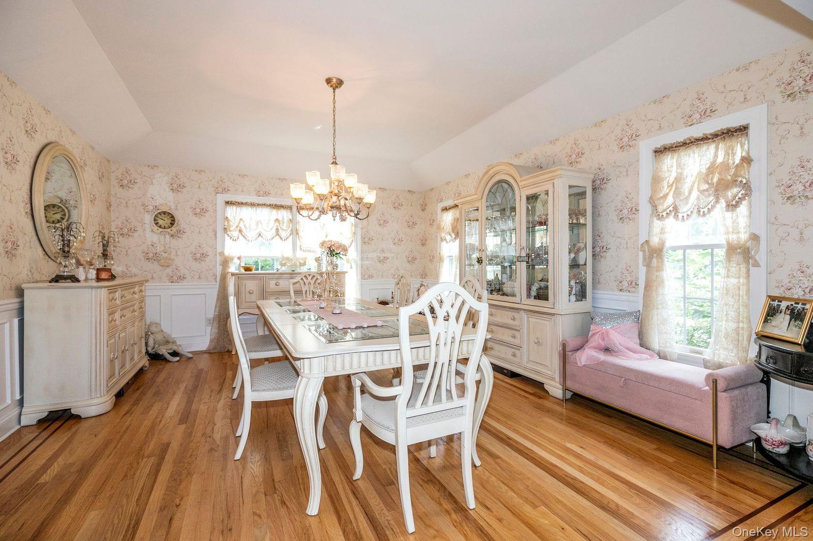 #8 photo, 6 Rolling Wood Court, サフォーク郡 Hauppauge , NY 11788