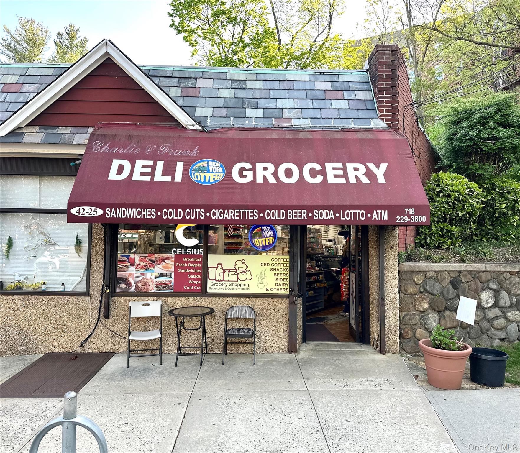 #1 photo, 42-25 235 Street, クイーンズ区 Douglaston , NY 11363