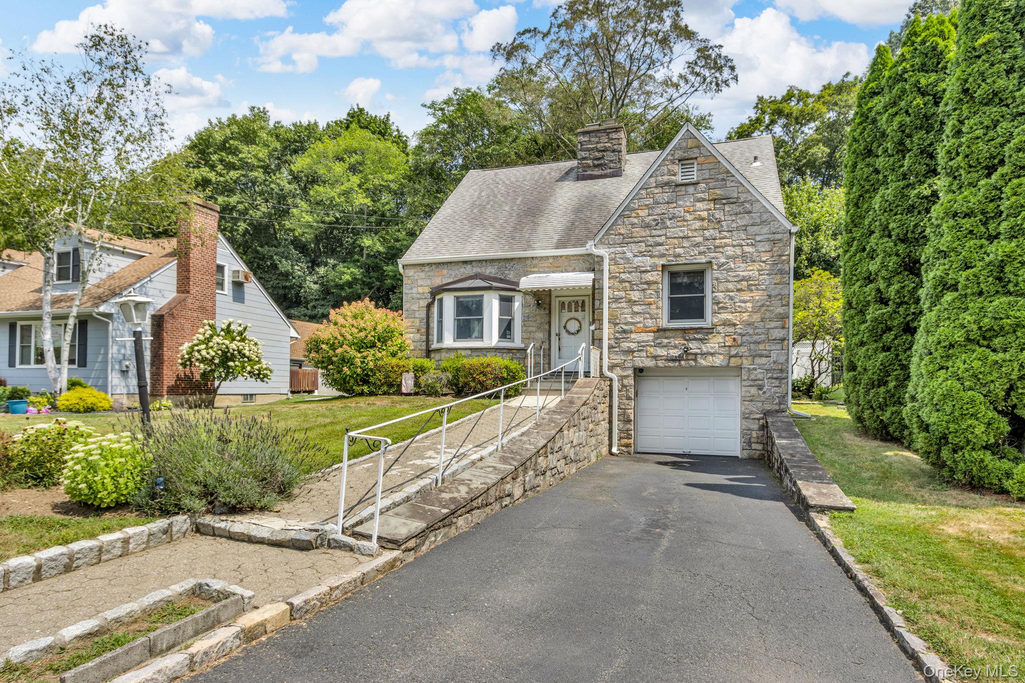 #2 photo, 14 Coralyn Avenue, White Plains , NY 10605