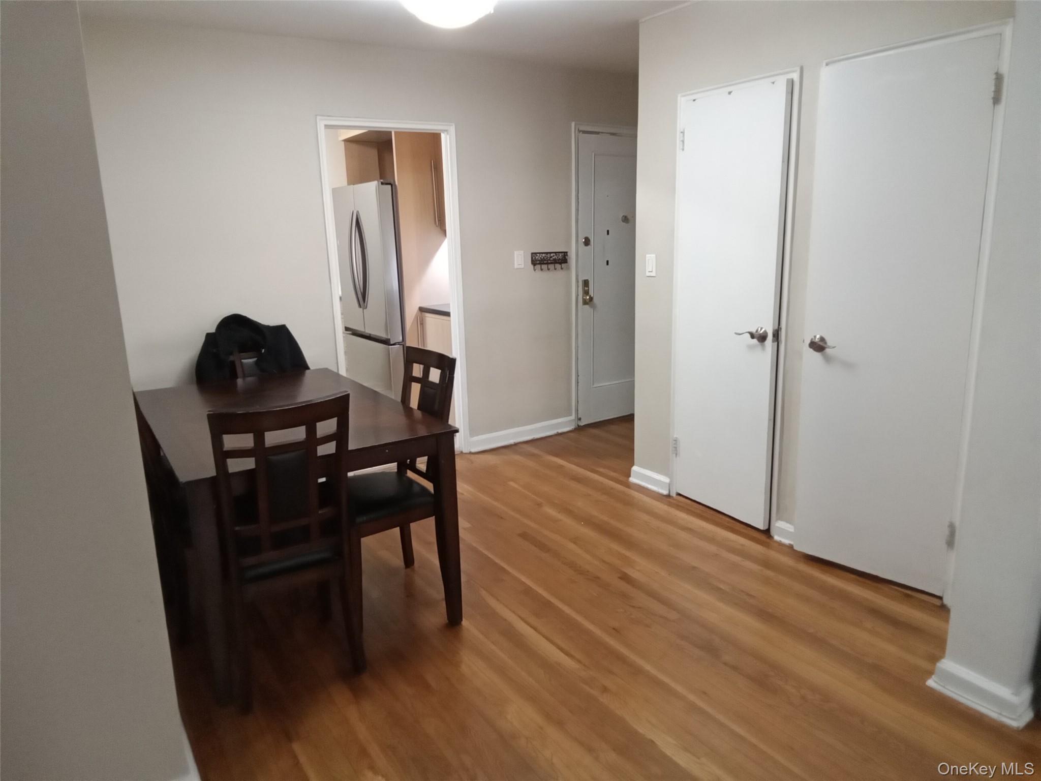 #19 photo, 10212 65th Avenue, クイーンズ区 Forest Hills , NY 11375