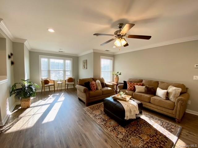 #5 photo, 100 Vista View Drive, サフォーク郡 Farmingville , NY 11738