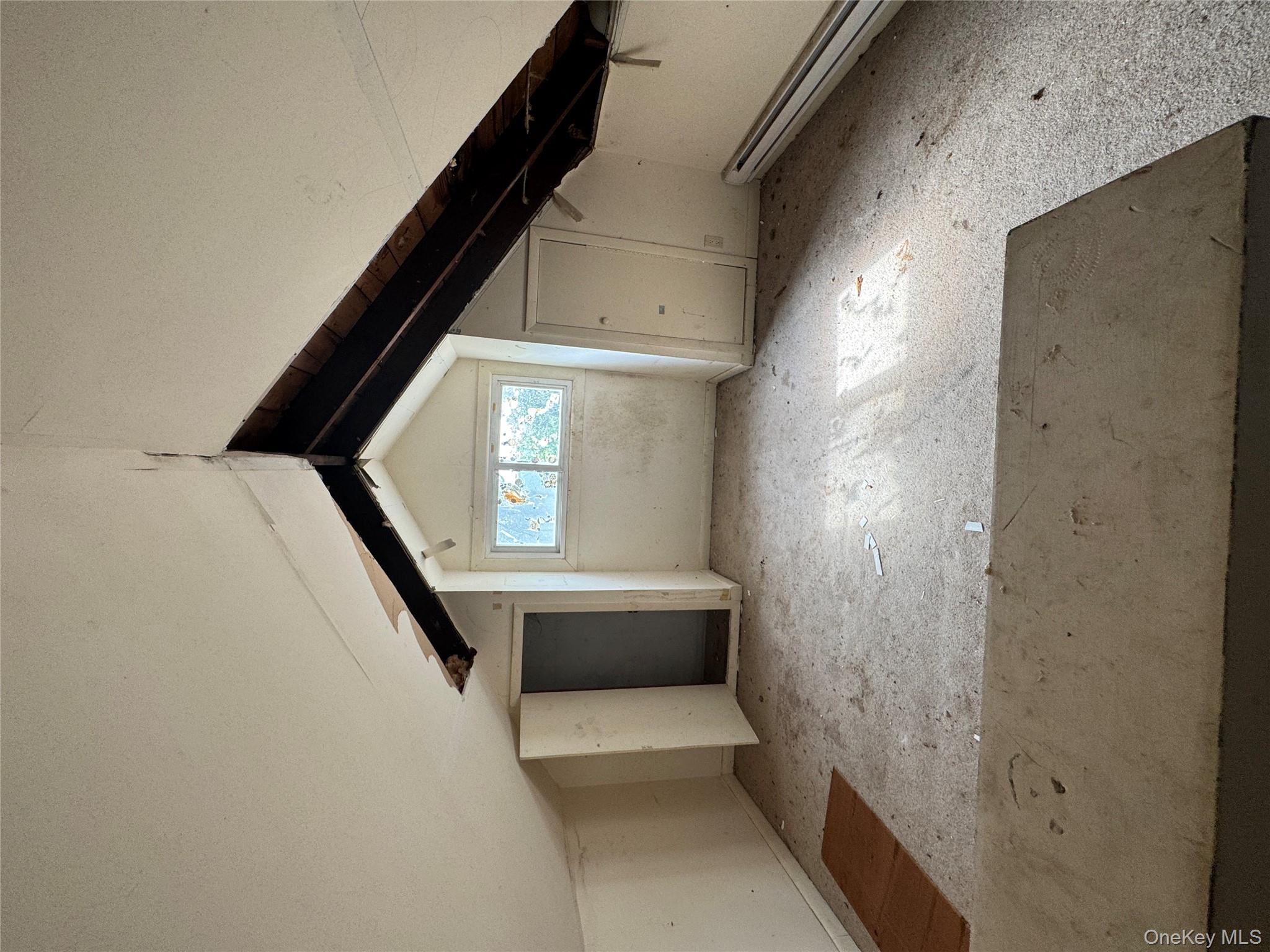 #12 photo, 157 Tanglewylde Road, Lake Peekskill , NY 10537