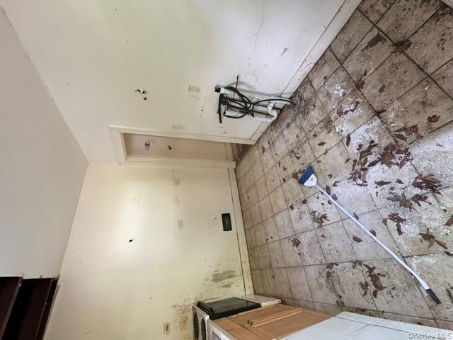 #6 photo, 157 Tanglewylde Road, Lake Peekskill , NY 10537