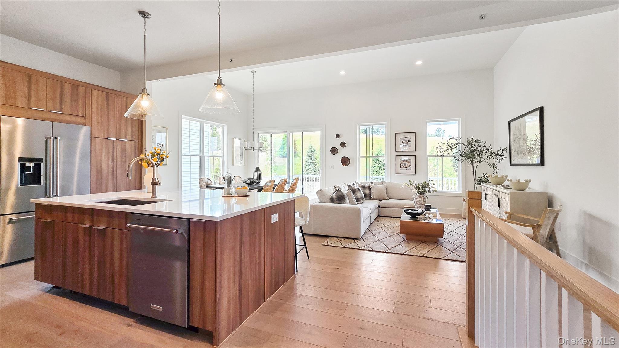 #1 photo, 2073 Summit Loop, Carmel , NY 10512