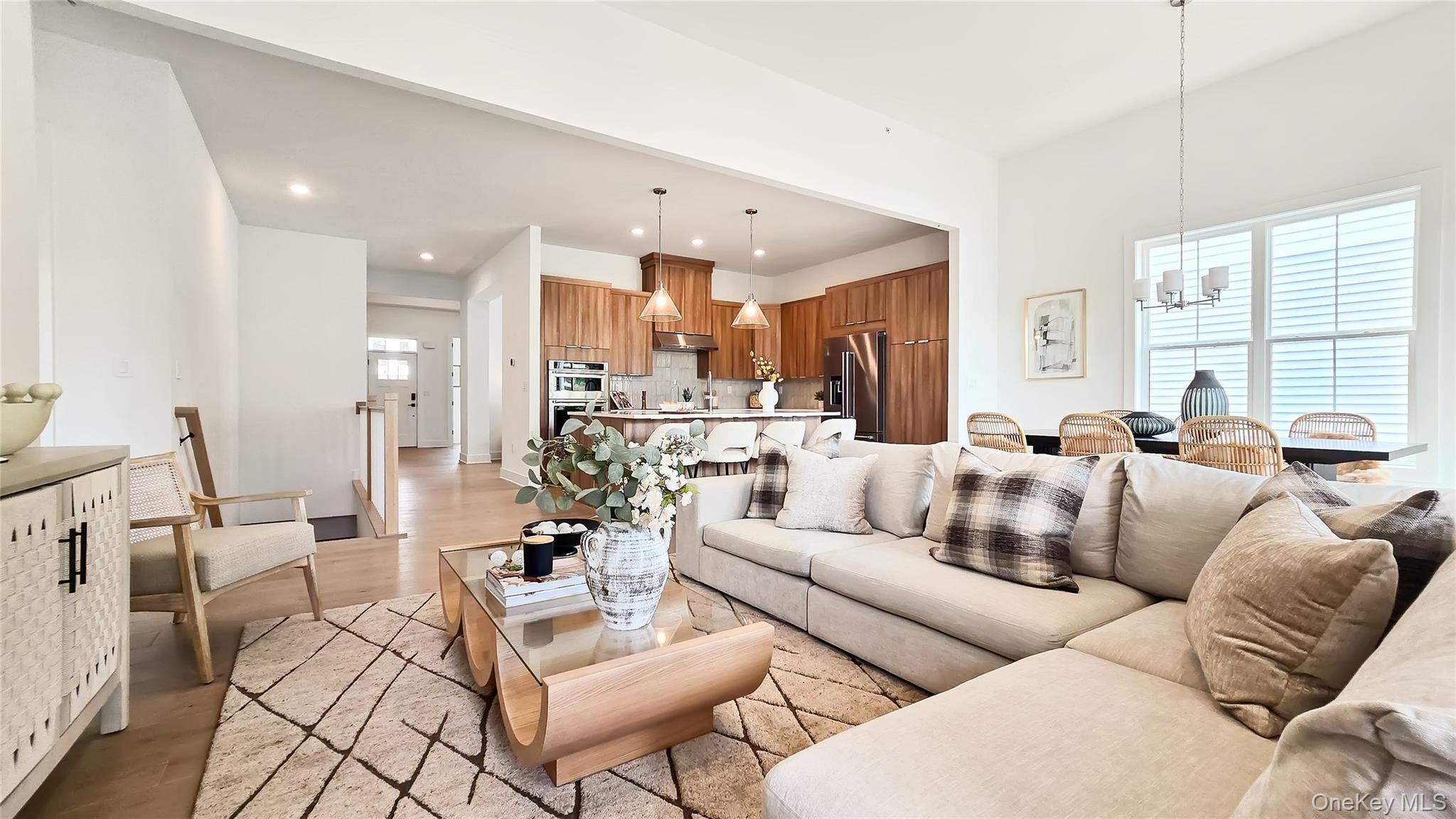 #2 photo, 2073 Summit Loop, Carmel , NY 10512