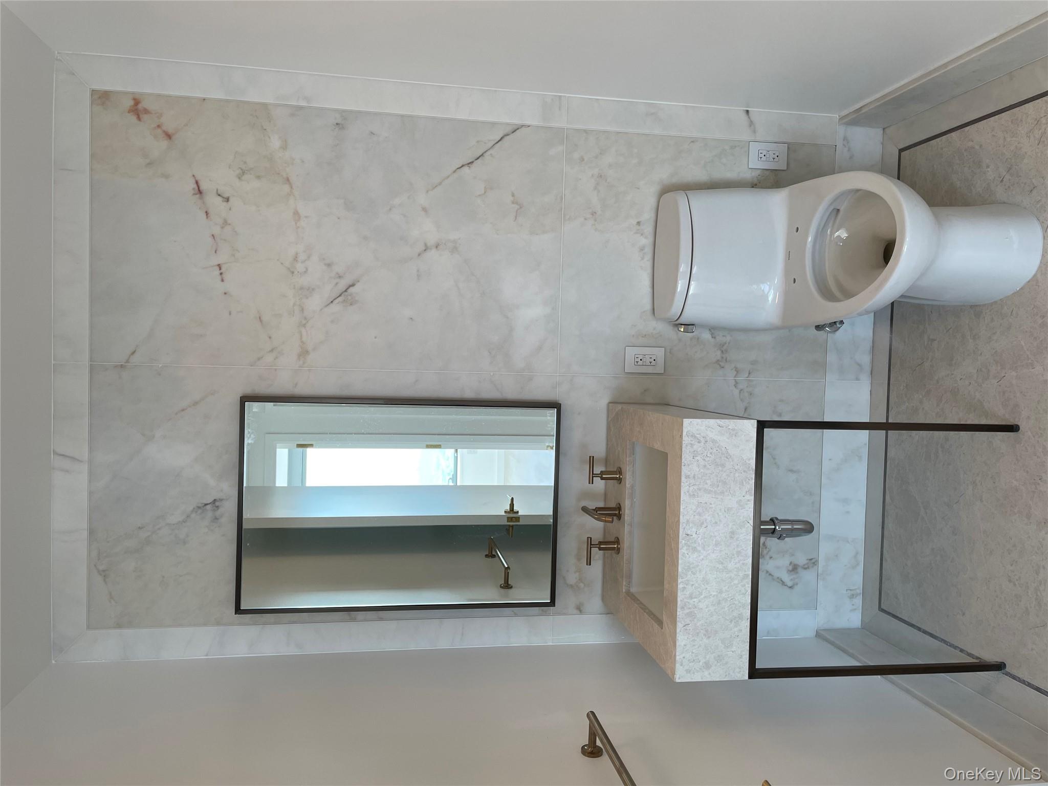 #11 photo, 3 Court Square W, クイーンズ区 Long Island City , NY 11101