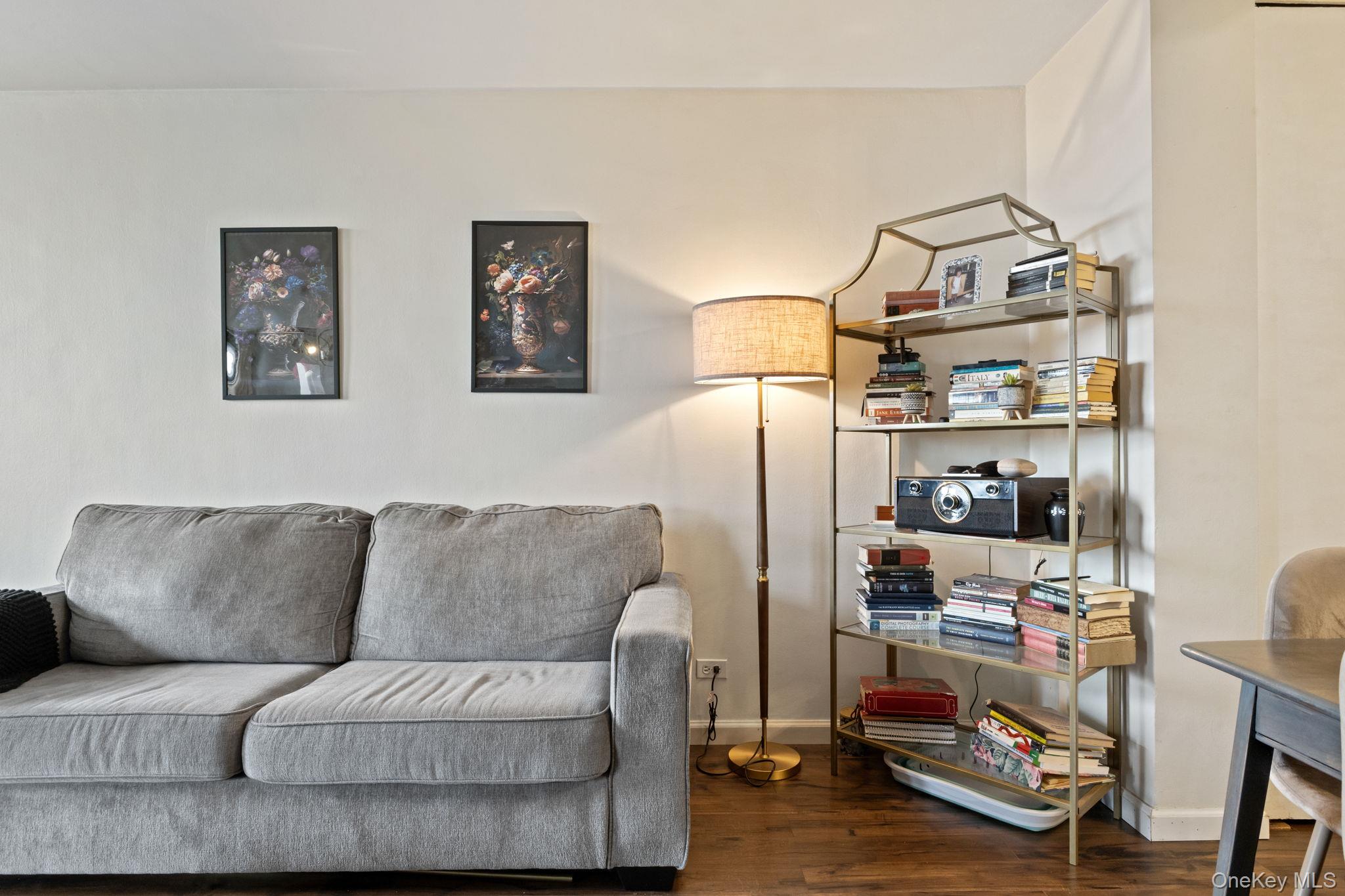 #10 photo, 3121 Middletown Road, Bronx , NY 10461