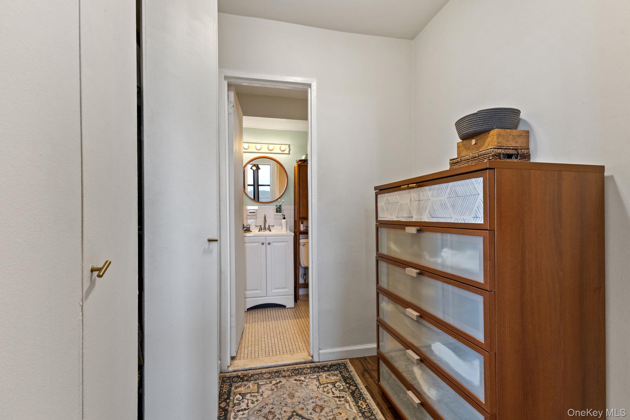 #20 photo, 3121 Middletown Road, Bronx , NY 10461