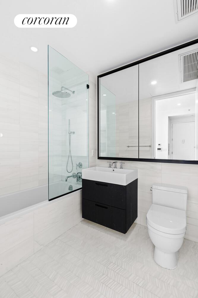 #10 photo, New York City, Lower East Side , NY 10002