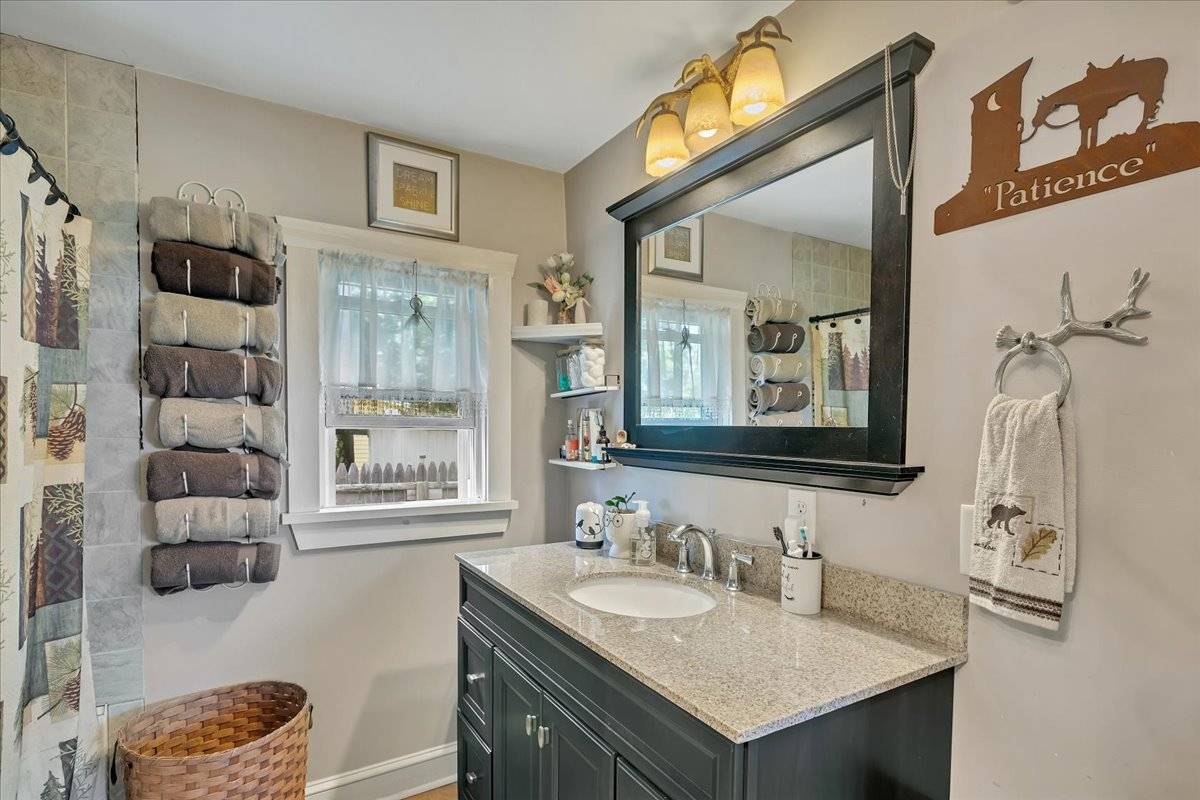 #19 photo, 876 US RT 4, Schuylerville , NY 12871