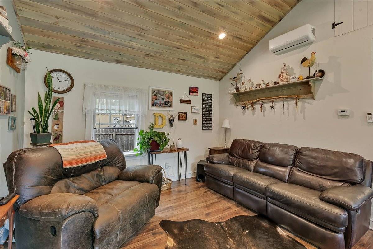 #9 photo, 876 US RT 4, Schuylerville , NY 12871