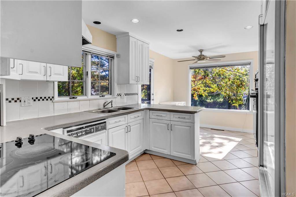 #10 photo, 1058 Wilmot Road, Scarsdale , NY 10583