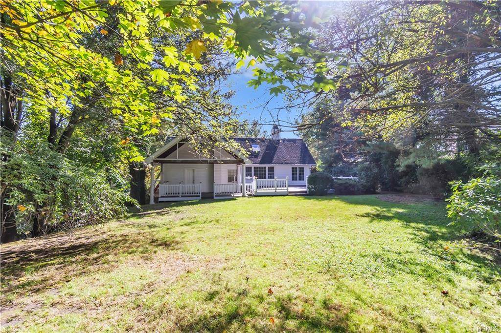#18 photo, 1058 Wilmot Road, Scarsdale , NY 10583