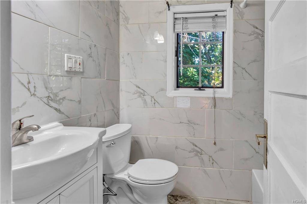 #8 photo, 1058 Wilmot Road, Scarsdale , NY 10583