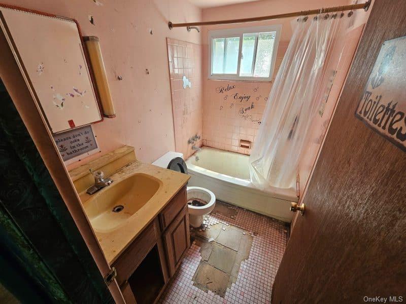 #9 photo, 51 Shore Road, सफ़ोक काउंटी Hampton Bays , NY 11946