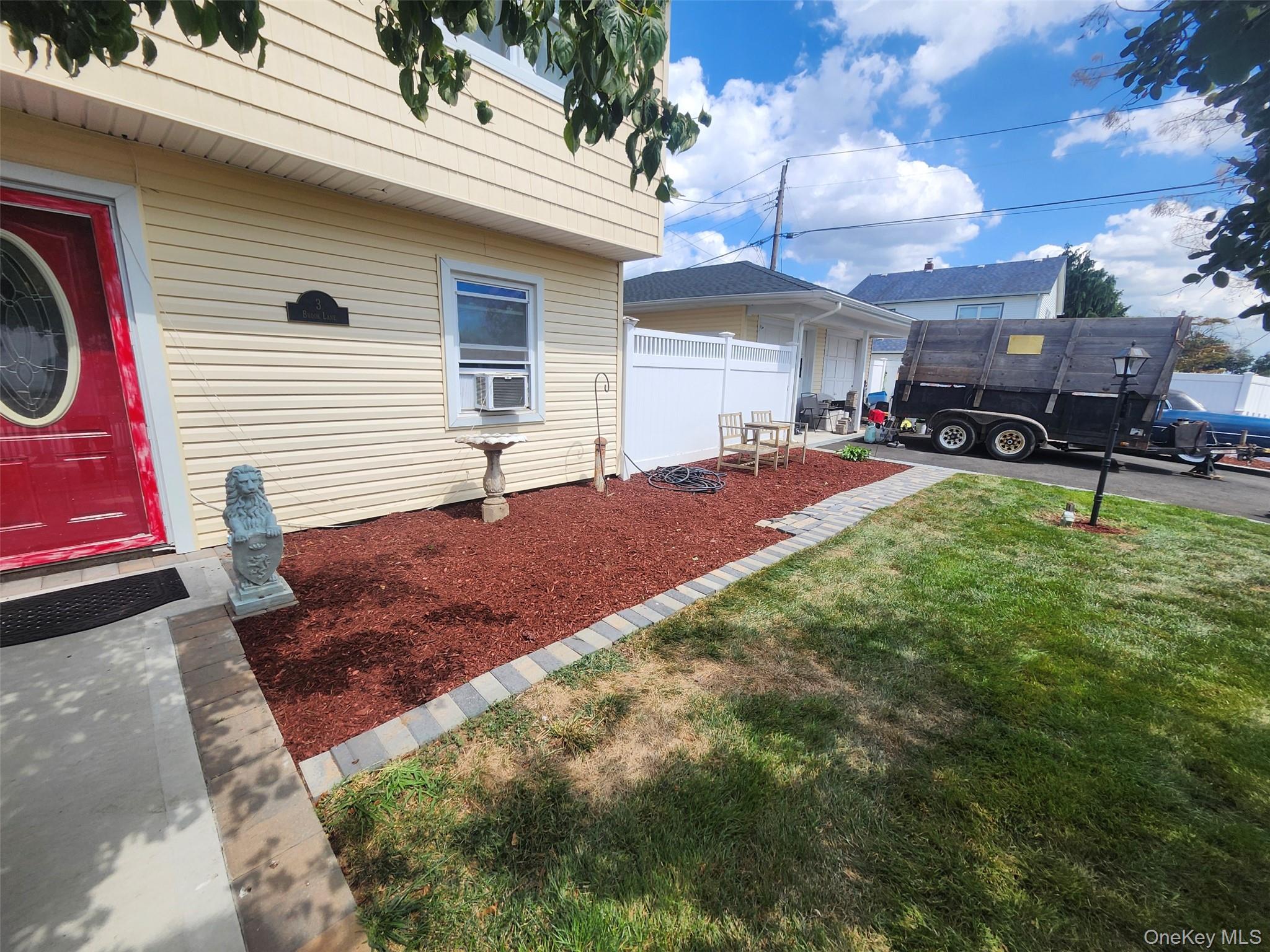 #10 photo, 3 Brook Lane, ナッソー郡 Levittown , NY 11756