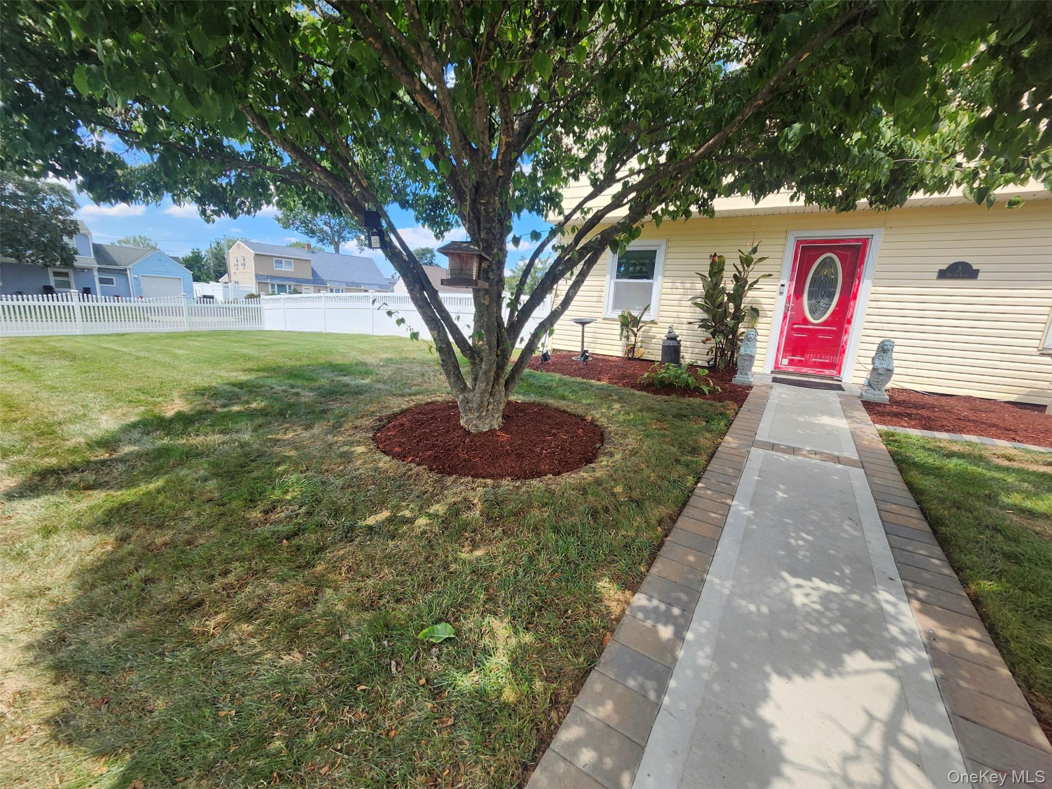 #8 photo, 3 Brook Lane, ナッソー郡 Levittown , NY 11756