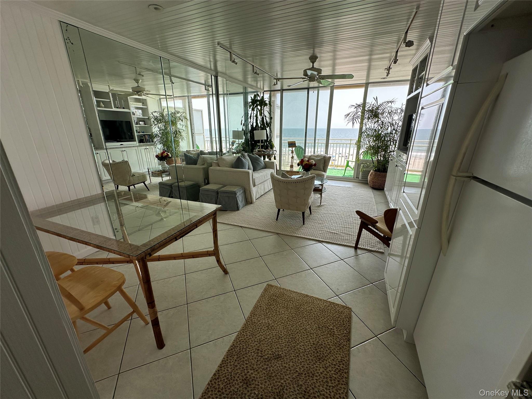 #10 photo, 830 Shore Road, ナッソー郡 Long Beach , NY 11561