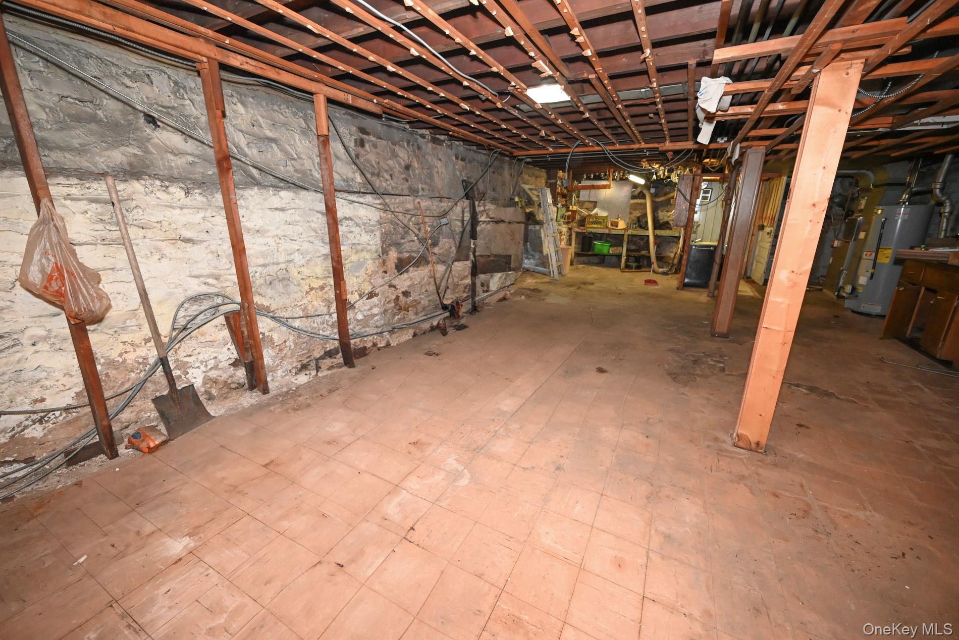 #15 photo, 6062 Flushing Avenue, クイーンズ区 Maspeth , NY 11378